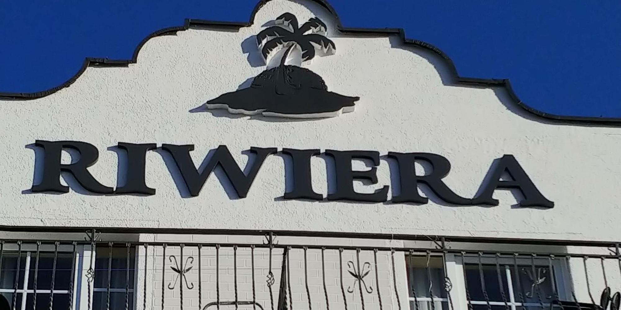 Riwiera 德兹维济诺 外观 照片